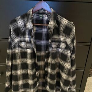 Black and White Plaid Button-Up Shirt